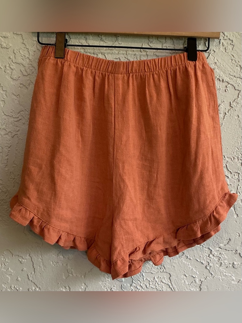 Art Class Rust Orange Ruffle Hem Drawstring Shorts - Picture 4 of 7